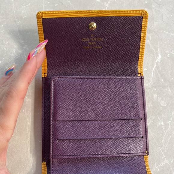 Louis Vuitton Tassel Yellow Epi Leather Elise Compact Wallet - Picture 13 of 16